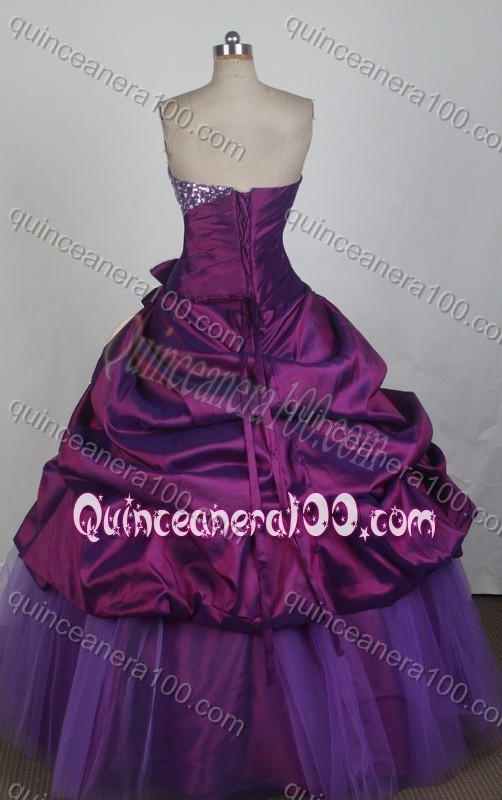 Classical Ball Gown Strapless Beading And Pick-ups Quinceanera Dress in Purple