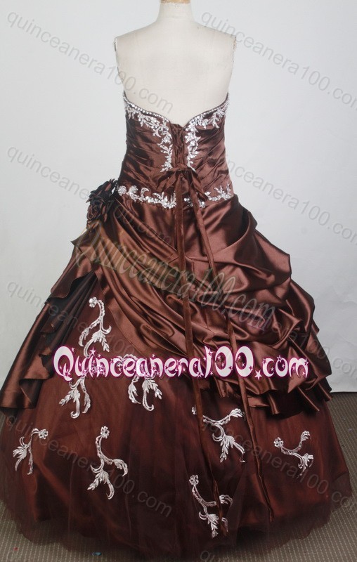 Beadings and Appliques Discount Burgundy Ball Gown Quinceanera Dress