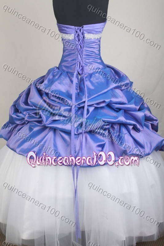 Classical Ball Gown Strapless Pick-ups And Beading Quinceanera Dress