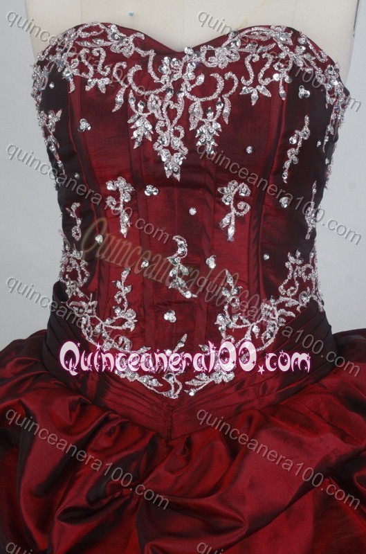 Exquisite Ball Gown Embroidery Sweetheart Wine Red Quinceanera Dresses