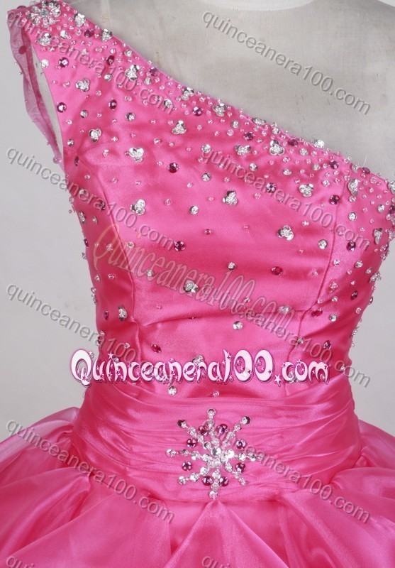 Luxurious Ball Gown Beading One Shoulder Hot Pink Quinceanera Dresses