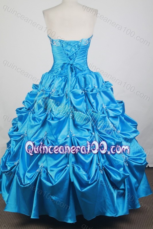 Blue Classical Beading and Embroidery Taffeta Quinceanera Dress with Pick-ups