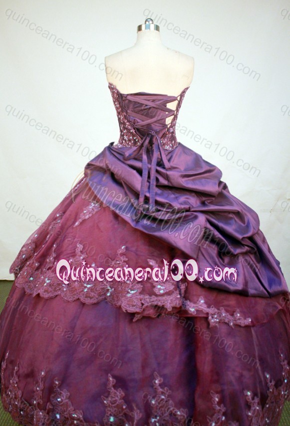 Ball Gown Strapless Burgundy Beading and Appliques Quinceanera Dresses With Pick-ups