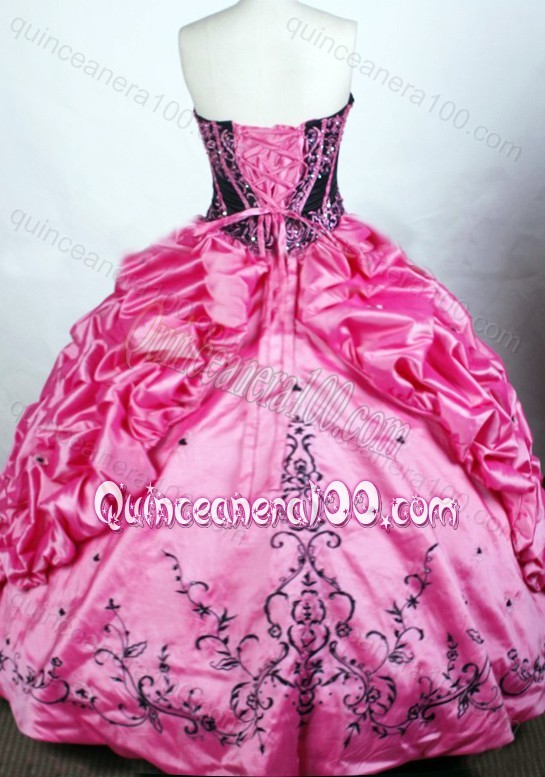 Gorgeous Rose Pink Ball Gown Strapless Pick-ups And Embroidery Quinceanera Dresses