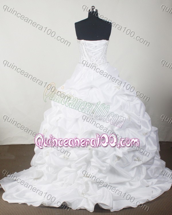 Simple Ball Gown Strapless White Beading And Pick-ups Quinceanera Dress