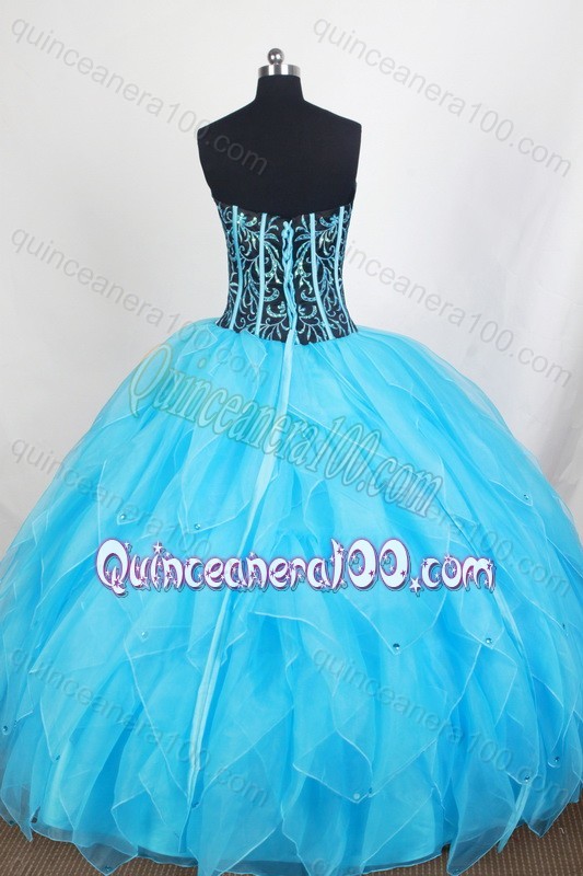 Sweetheart Ruffles and Embroidery with Beading Quinceanera Dresses in Aqua Blue