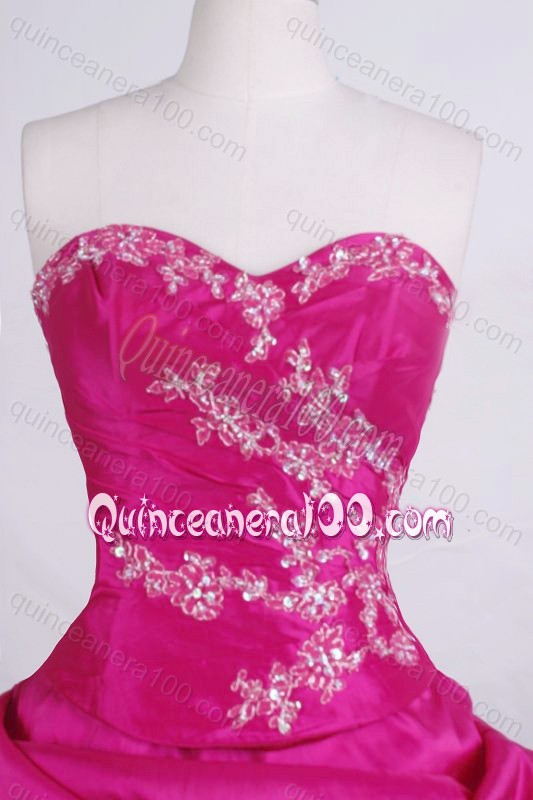 Discount Ball gown Sweetheart Pick-ups And Beading Quinceanera Dresses with Appliques