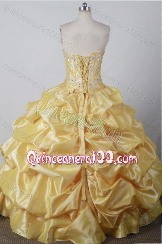 Sweet Beading And Appliques Ball Gown Sweetheart Yellow Quincenera Dresses