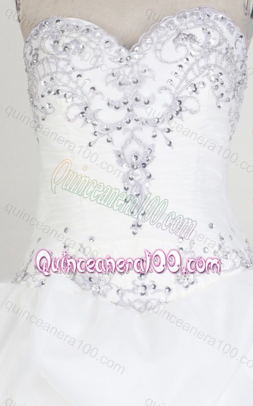 Sweetheart Ball Gown Beading and Ruffles Quinceanera Dresses in White