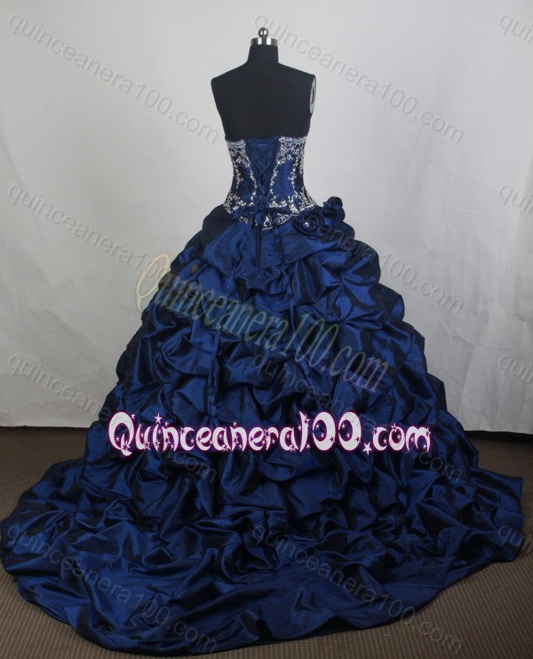 Beautiful Appliques Ball Gown Sweetheart Quinceanera Dresses with Court Train