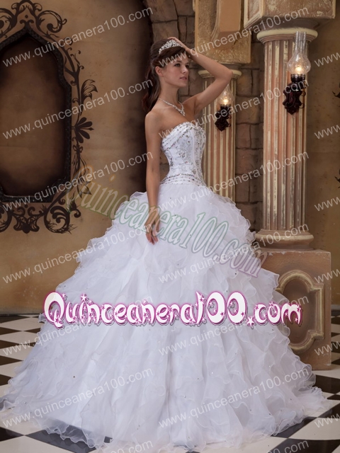 White Ball Gown Sweetheart Floor-length Organza Beading Quinceanera Dress