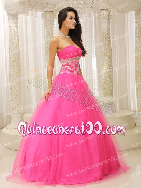 2014 A-line Sweetheart Rose Pink Quinceanera Dress with Appliques