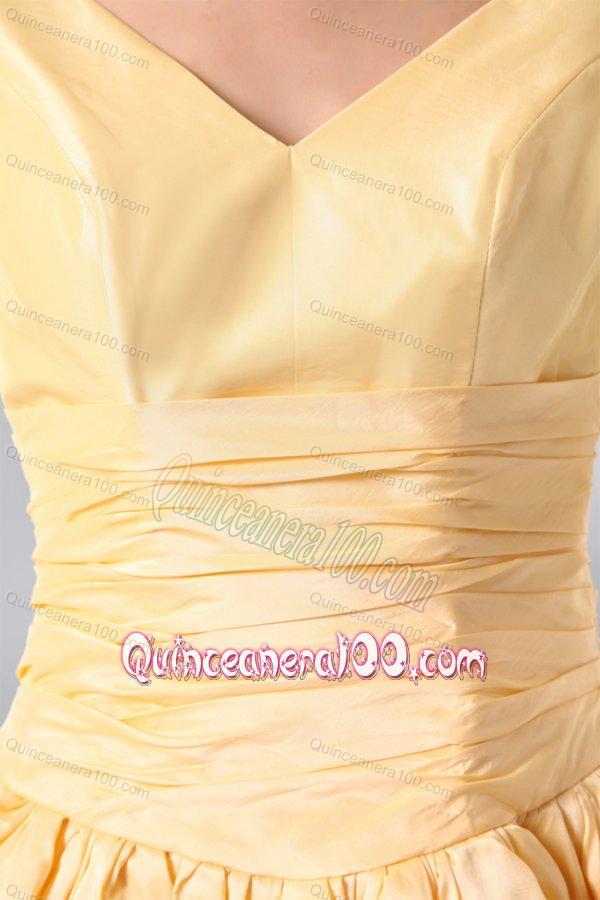 A-line Light Yellow V-neck Knee-length Ruching Dresses for Dama