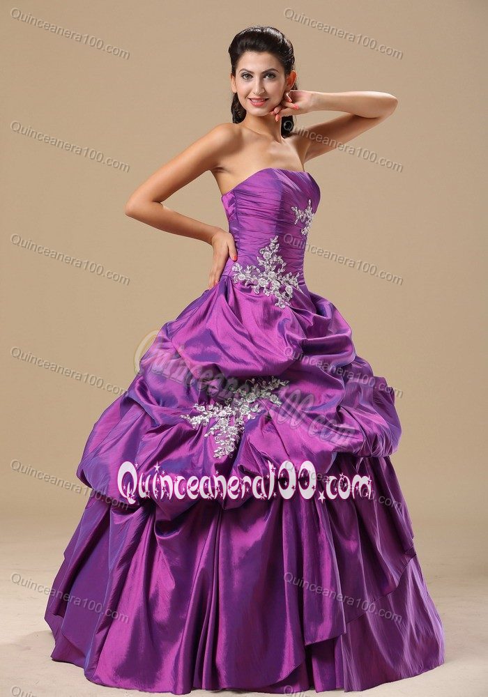 Appliques Pick-ups Purple Strapless Quinceanera Gown Dresses