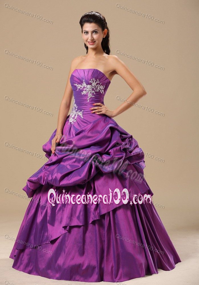 Appliques Pick-ups Purple Strapless Quinceanera Gown Dresses