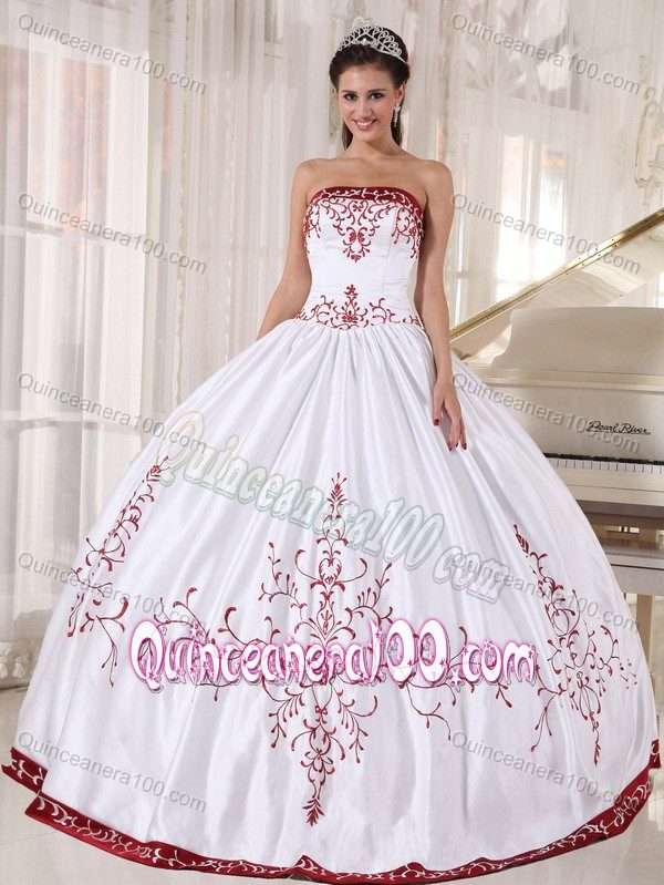 Strapless Floor-length Embroidery White Quinceanera Gowns