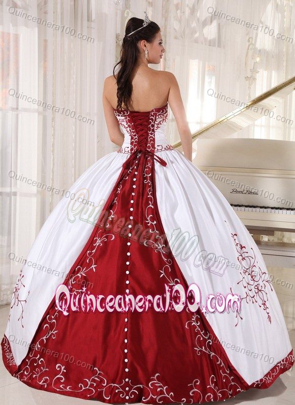 Strapless Floor-length Embroidery White Quinceanera Gowns