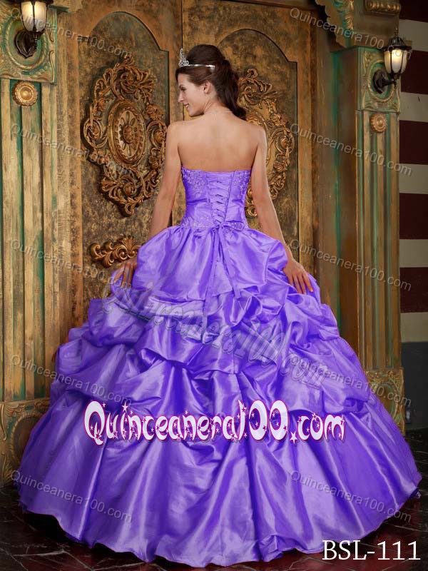 Luxurious Purple Appliques Sweetheart Quinceanera Dress with Layers