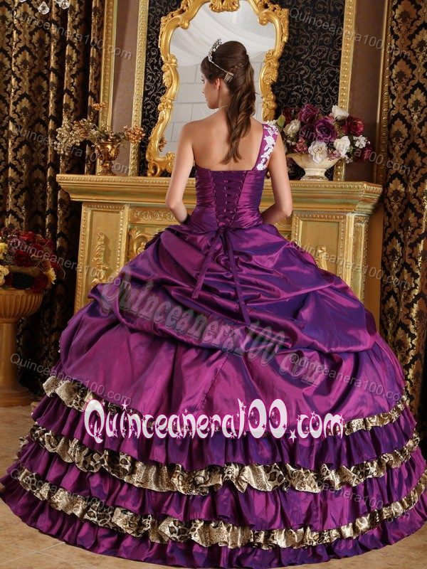 Taffeta and Leopard Quinceanera Dress with Appliques and Hand Made Flowers