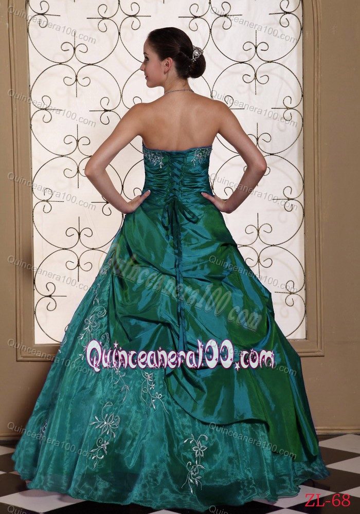 Ruching Dress for Quinceaneras with Apron Front with Embroidery