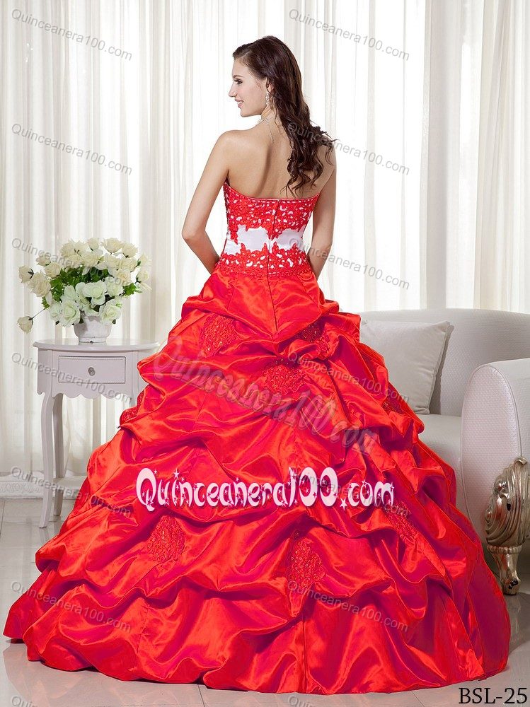 Red Quinceanera Dress Embellished with White Appliques