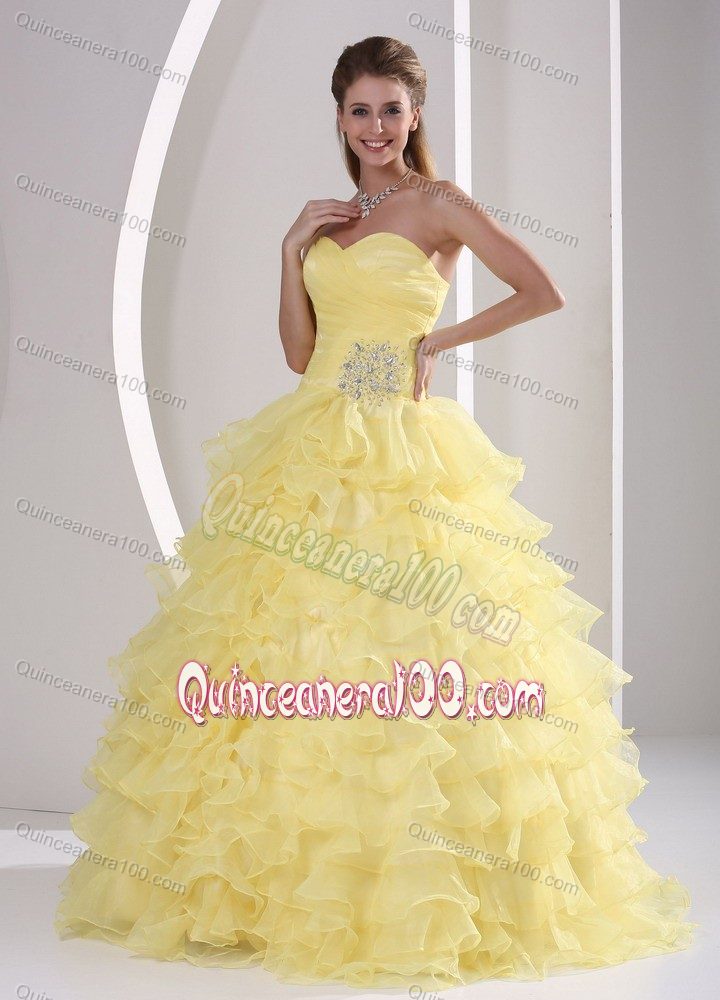 Light Yellow Appliques and Ruching Quinceaneras Gowns with Ruffles