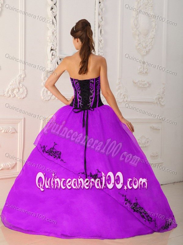 Most Popular Appliqued Black and Purple Quinceanera Dresses