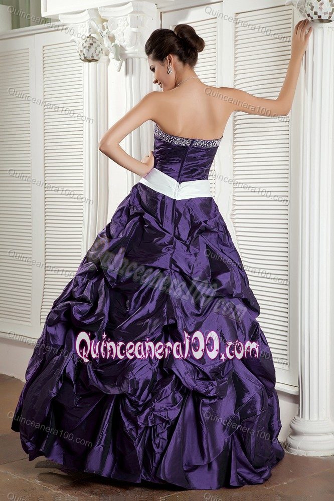 Dark Purple Sweetheart Pick-ups Quinceanera Dresses with White Bow