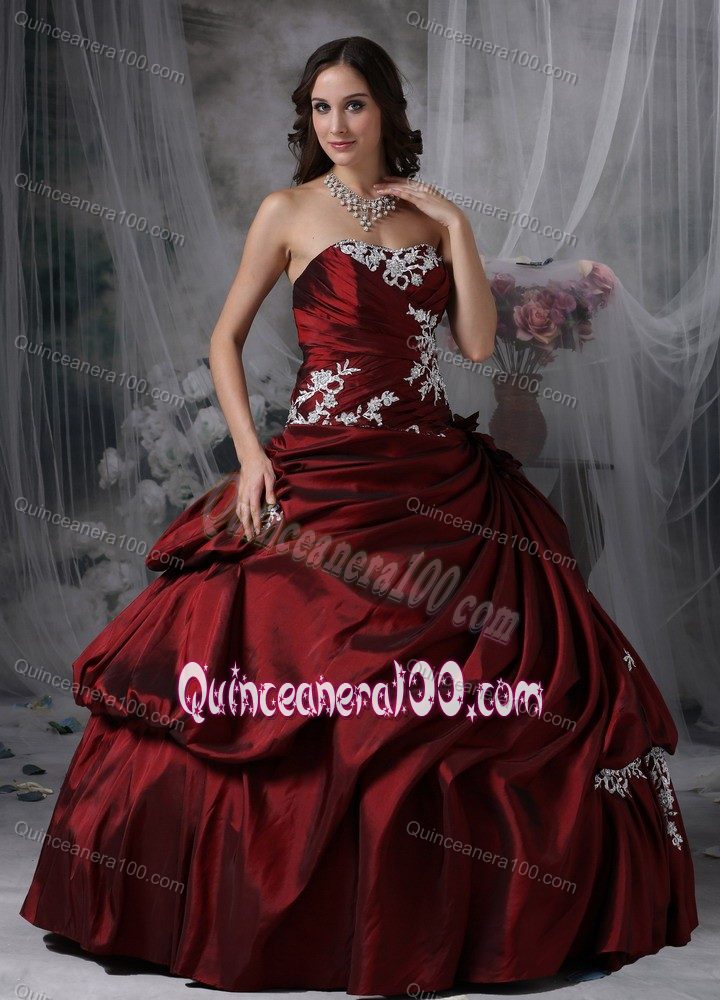 Burgundy Strapless Taffeta Ruche Quinces Dresses with Appliques