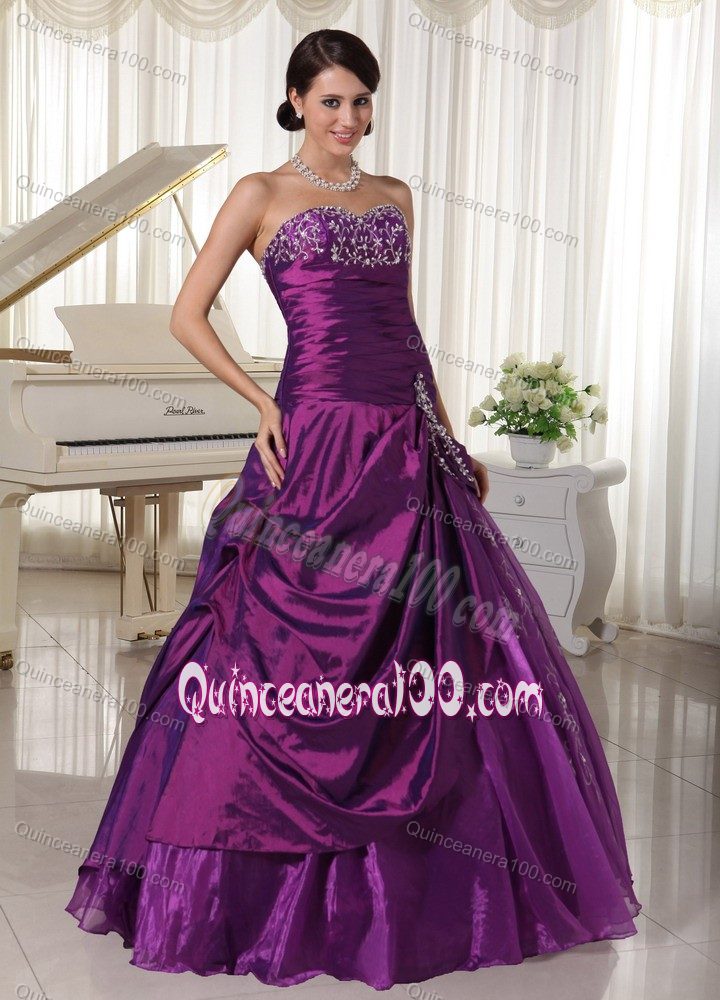 Dark Purple Embroidery Dress Quinceanera in Taffeta and Organza