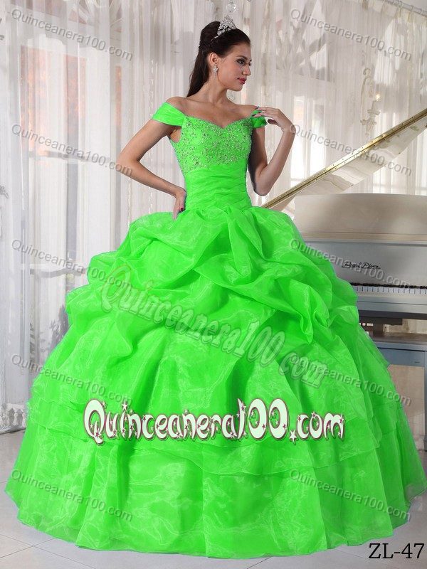 Spring Green off the Shoulder Pick-ups Sweet Sixteen Dresses