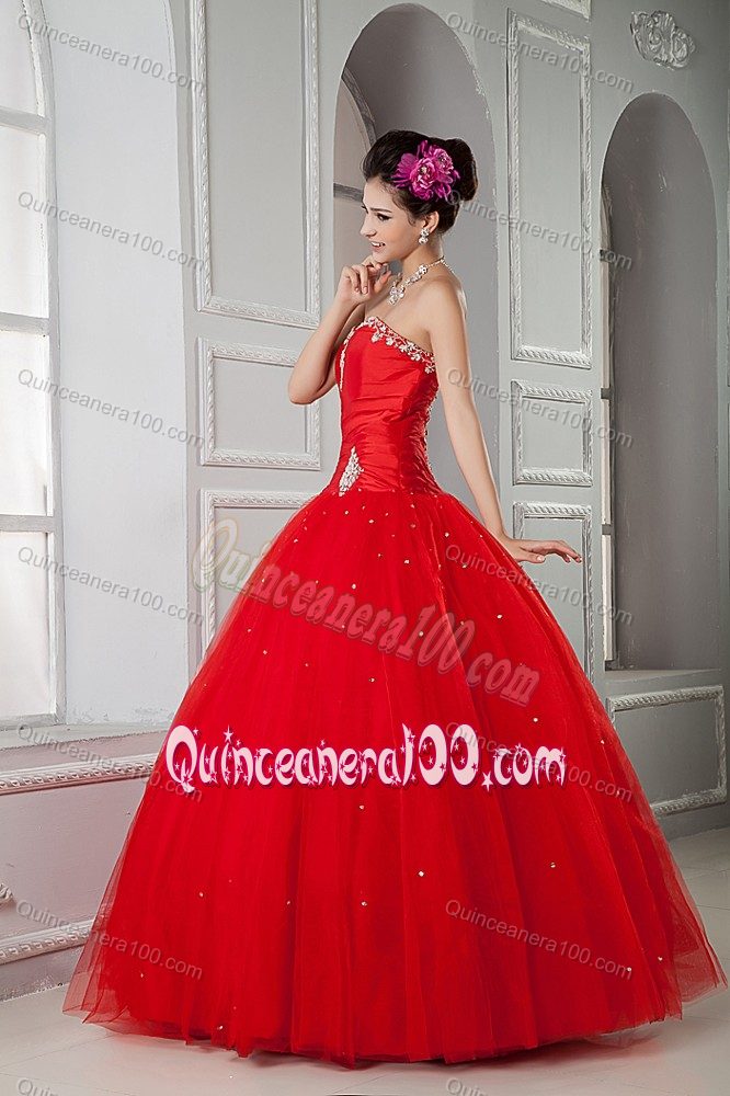 Red Tulle Quinceanera Dresses with Beading and Appliques