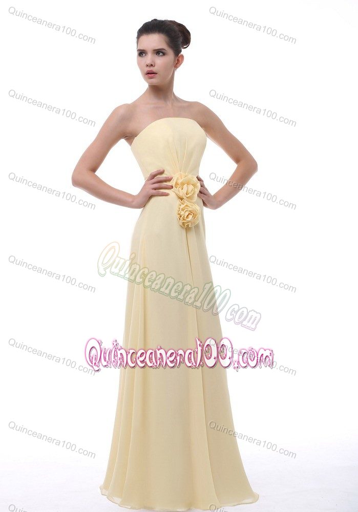 Chiffon Light Yellow Dama Quince Dress with Hand Made Flowers