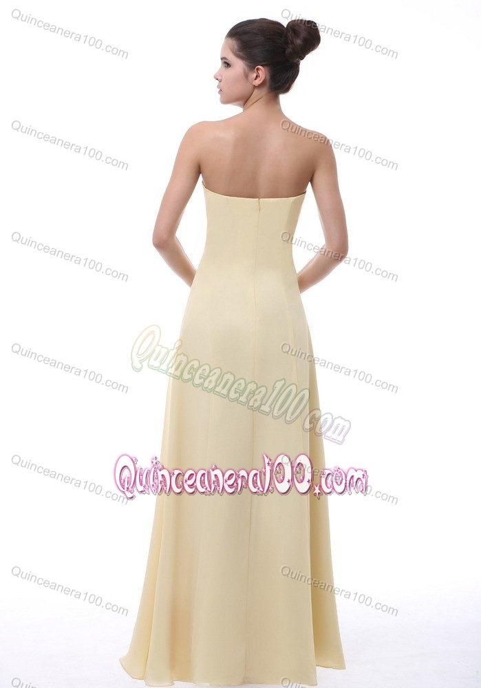 Chiffon Light Yellow Dama Quince Dress with Hand Made Flowers