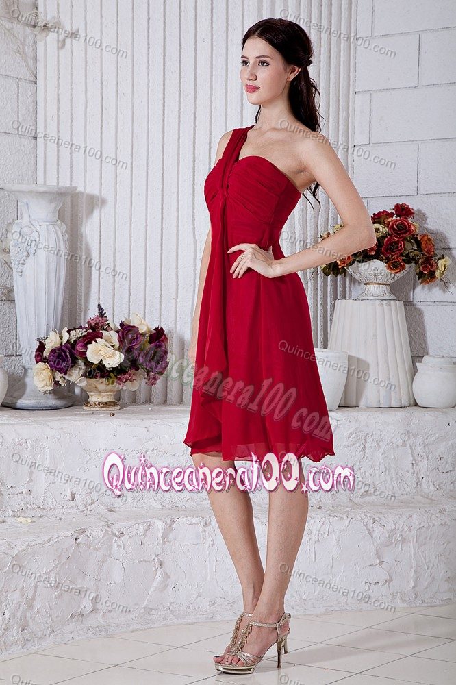 Wine Red Empire One Shoulder Knee-length Formal Dresses For Dama