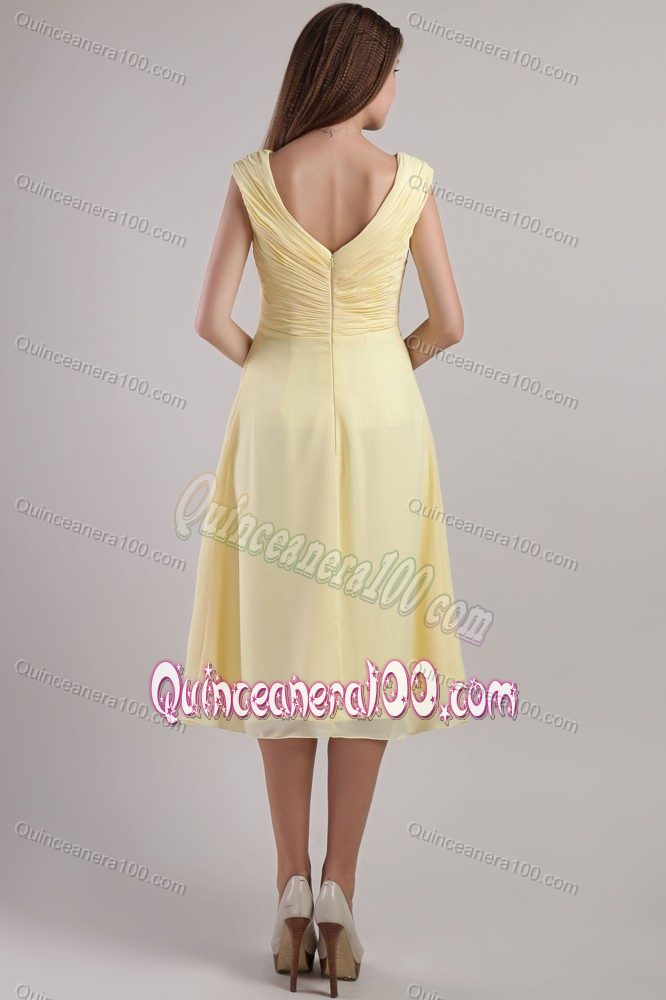 The Most Popular Light Yellow Empire V-neck Tea-length Dama Dresses