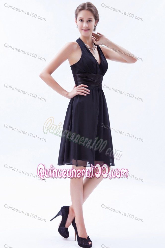 Fashionable Ruched Halter Knee-length Chiffon Party Dama Dresses