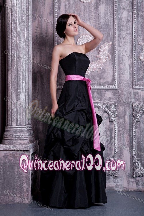 Popular Strapless Bridesmaid Dama Dresses with Sash and Pick-ups