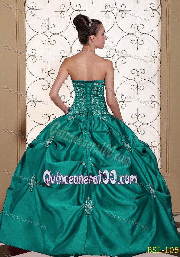 Impressive Taffeta Quinceanera Dresses with Pick-ups and Appliques