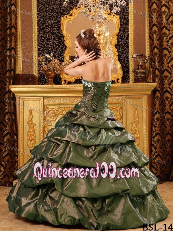 Luxurious Pick-ups Appliques Quinceanera Dresses Floor-length