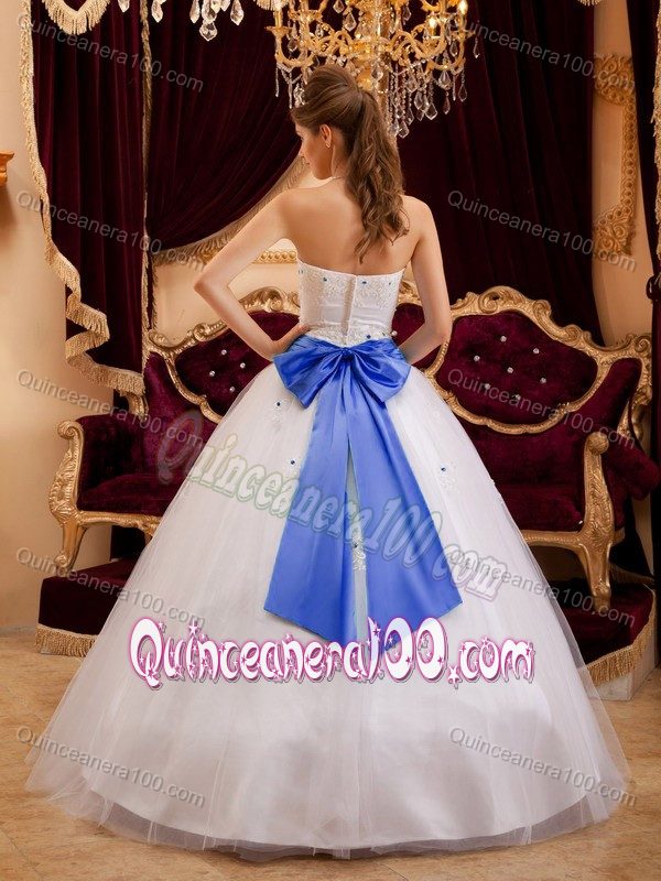 Lovely Tulle and Satin Beading Sweet Sixteen Dress with Bowknot