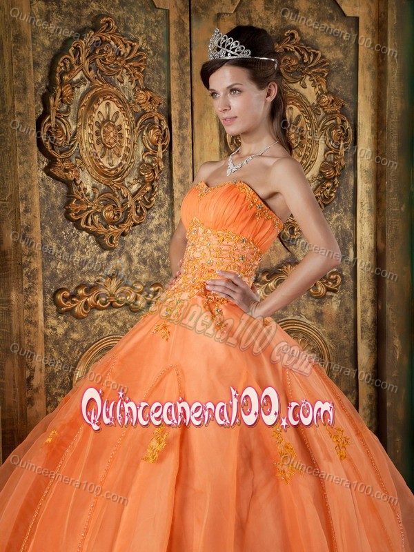 Chic Orange Sweetheart Appliques Accent Organza Quinceanera Dress