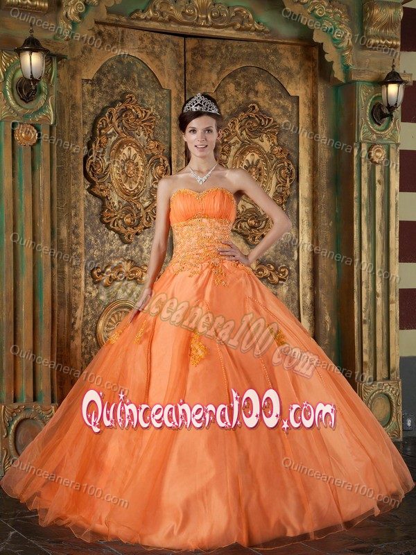 Chic Orange Sweetheart Appliques Accent Organza Quinceanera Dress