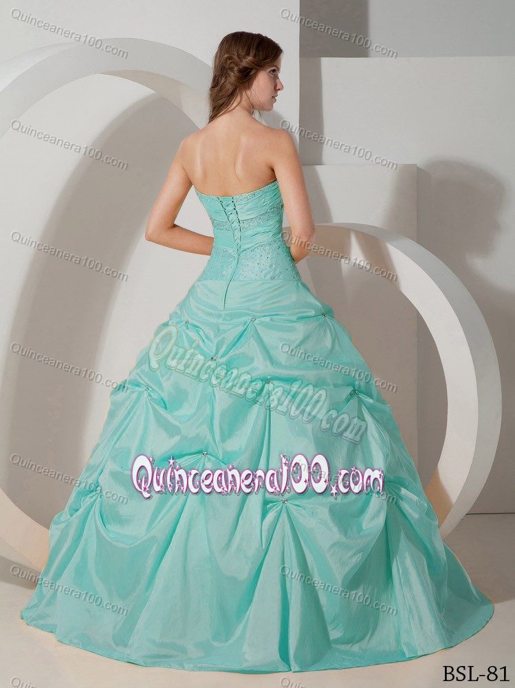 Graceful Sweetheart Pick-ups Dresses for Quinceanera with Beading