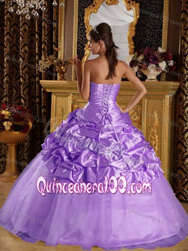 Lilac Pick-ups Dresses for a Quince with Beading and Ruches