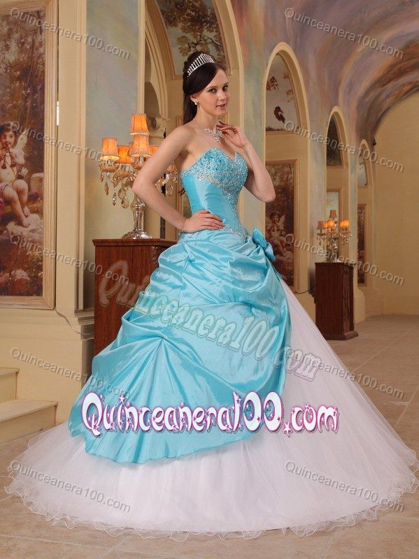 Taffeta and Tulle Beading Sweetheart Quince Dress in Blue and White