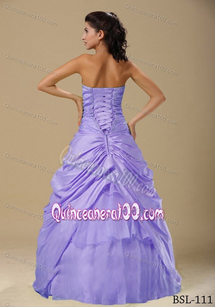 Discount Sweetheart Lilac Beaded Quinceanera Gown with Flower