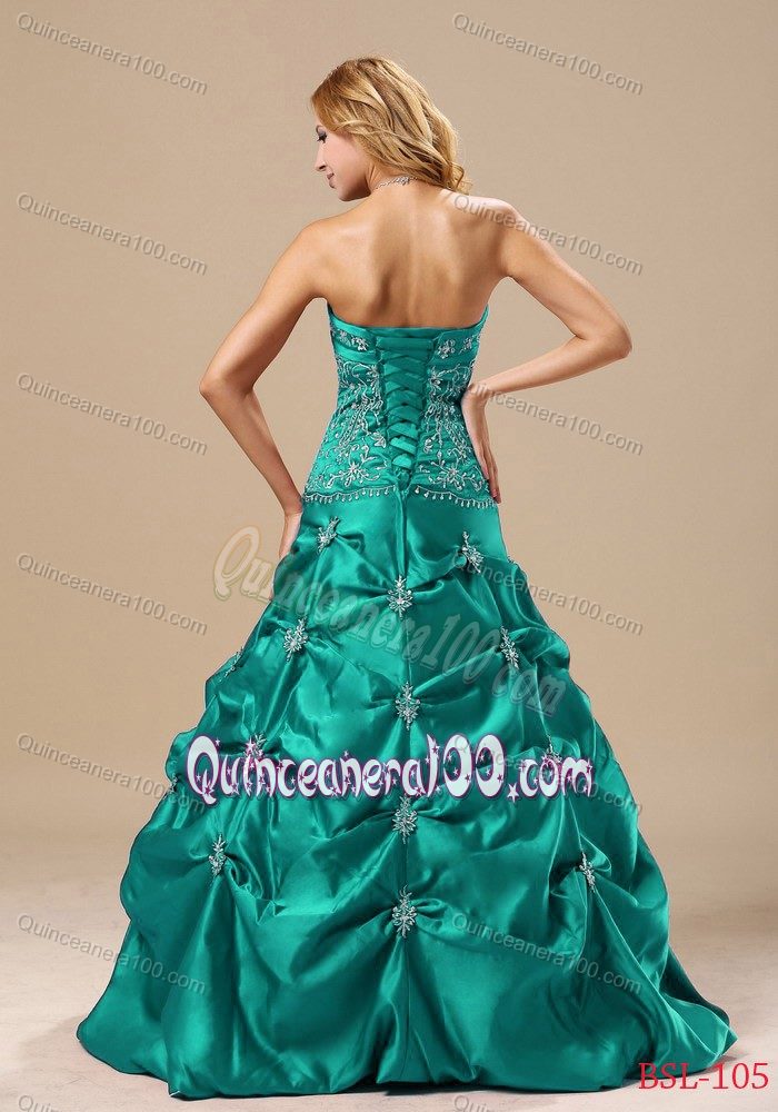 Plus Size a-Line Turquoise Dress for Sweet 16 with Embroidery