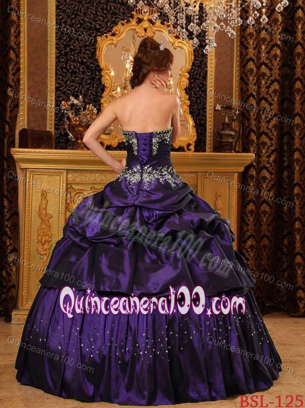 Beautiful Pick-ups Beaded Appliqued Purple Quinceanera Dresses