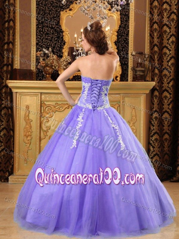 2014 Sweetheart Lilac Dresses for a Quince with White Appliques